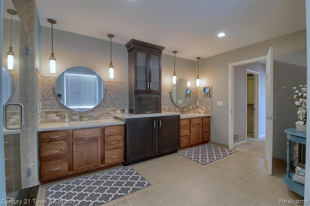 4210 Derry Court Rochester, MI 48306 - Photo 36 of 65