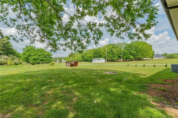 $1,650 | 268 Heath Lane, Lexington, NC 27292