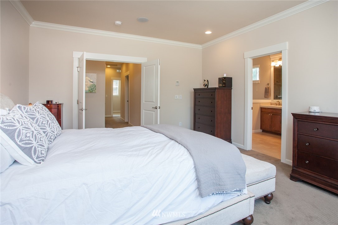 6419 Southeast 2nd Street Renton, WA 98059 - Photo 11 of 24 Gallery Image 11