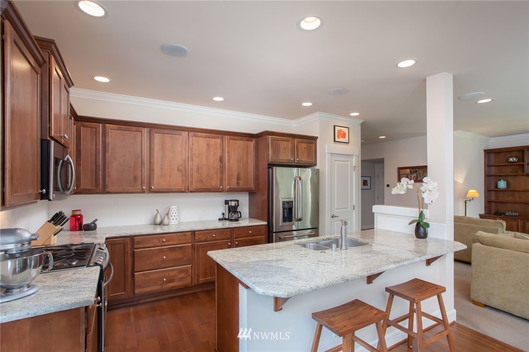 6419 Southeast 2nd Street Renton, WA 98059 - Photo 7 of 24 Gallery Image 7