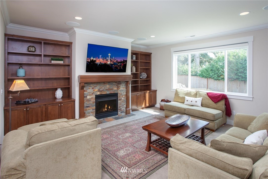 6419 Southeast 2nd Street Renton, WA 98059 - Photo 10 of 24 Gallery Image 10