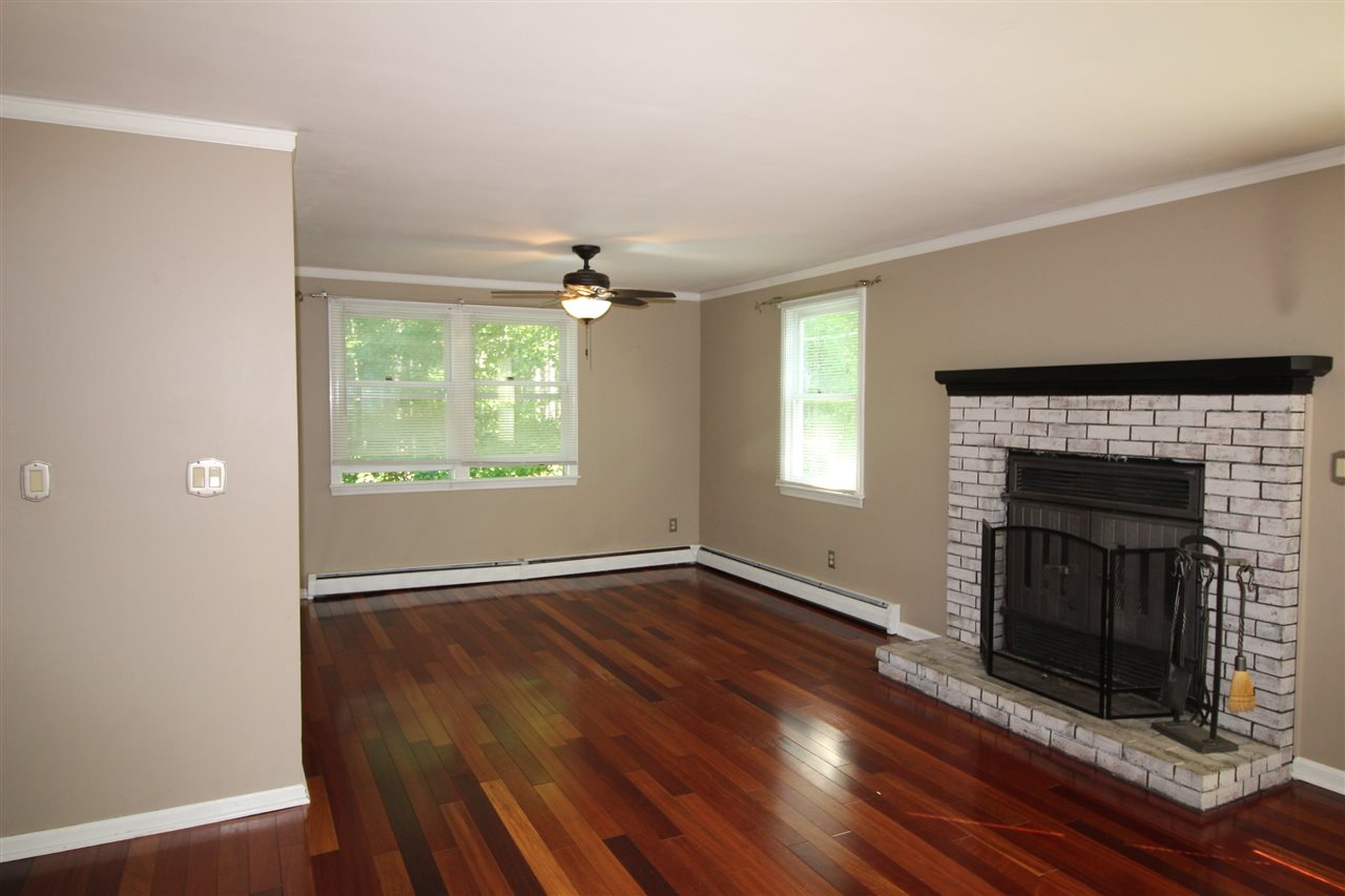 40 Beaver Dam Road South Berwick, ME 03908 - Photo 3 of 27 Gallery Image 3