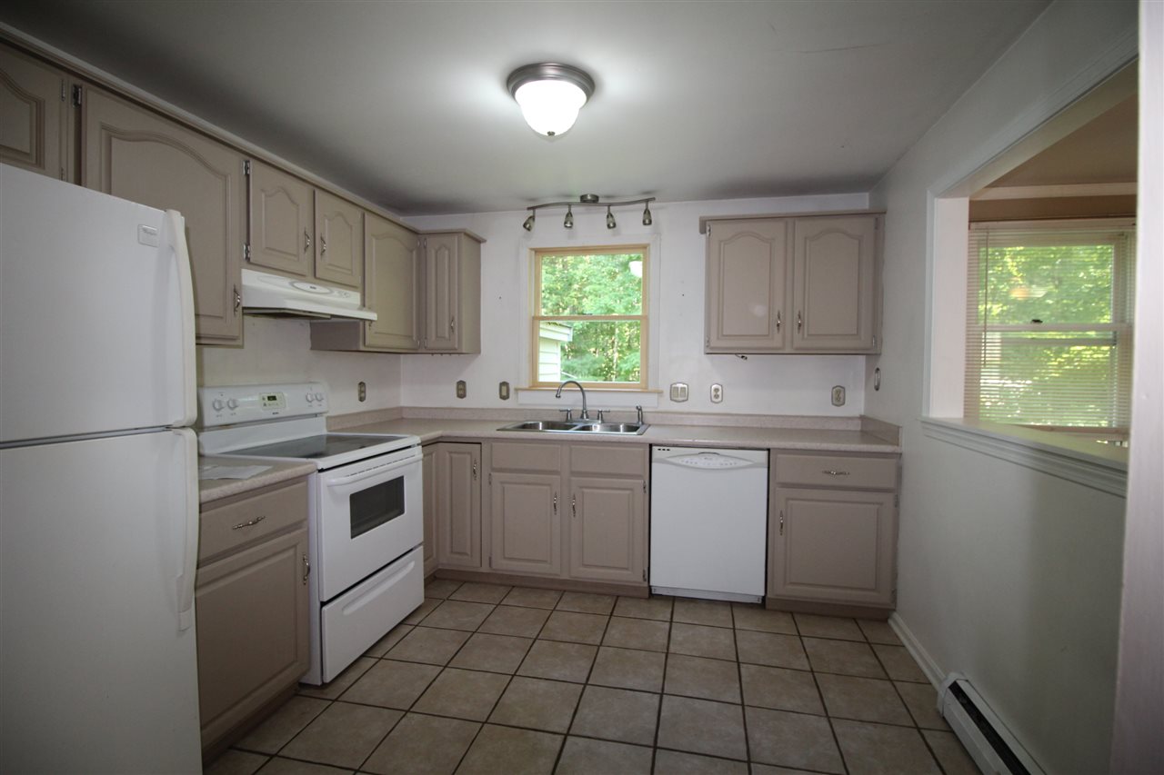 40 Beaver Dam Road South Berwick, ME 03908 - Photo 8 of 27 Gallery Image 8