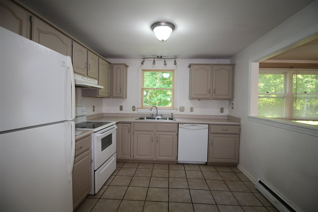 40 Beaver Dam Road South Berwick, ME 03908 - Photo 9 of 27 Gallery Image 9