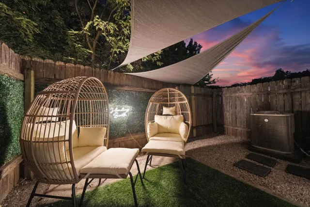 $869,900 | 3507 Alpine Circle, Austin, TX 78704