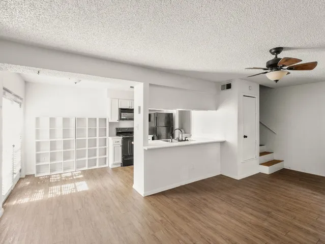 $869,900 | 3507 Alpine Circle, Austin, TX 78704