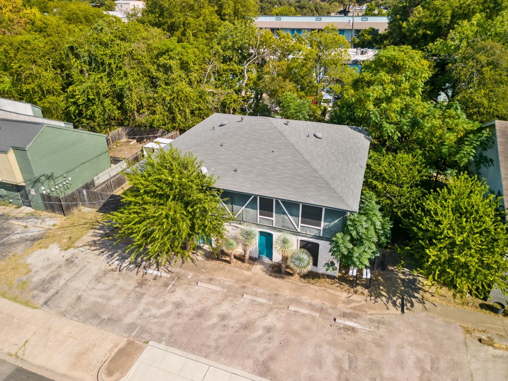 3507 Alpine Circle Austin, TX 78704 - Photo 30 of 39 an aerial view of a house with a yard and large tree