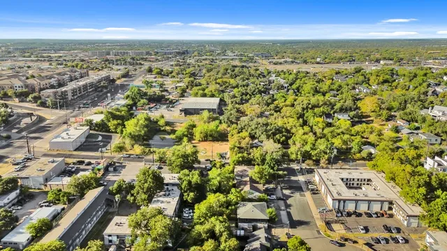 $869,900 | 3507 Alpine Circle, Austin, TX 78704