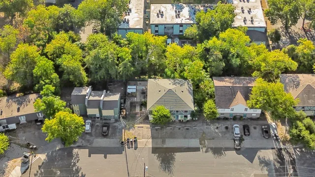 $869,900 | 3507 Alpine Circle, Austin, TX 78704