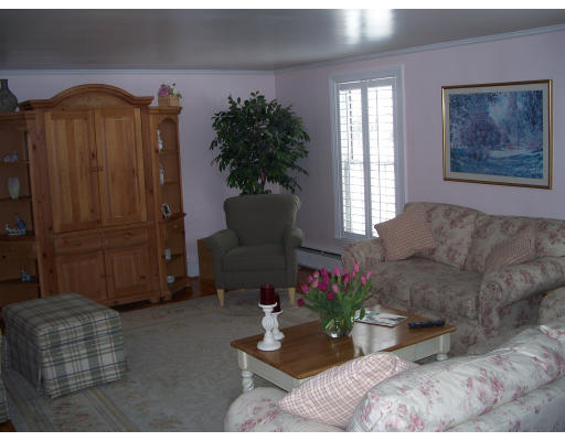 2 Juniper Road Andover, MA 01810 - Photo 8 of 16 Gallery Image 8