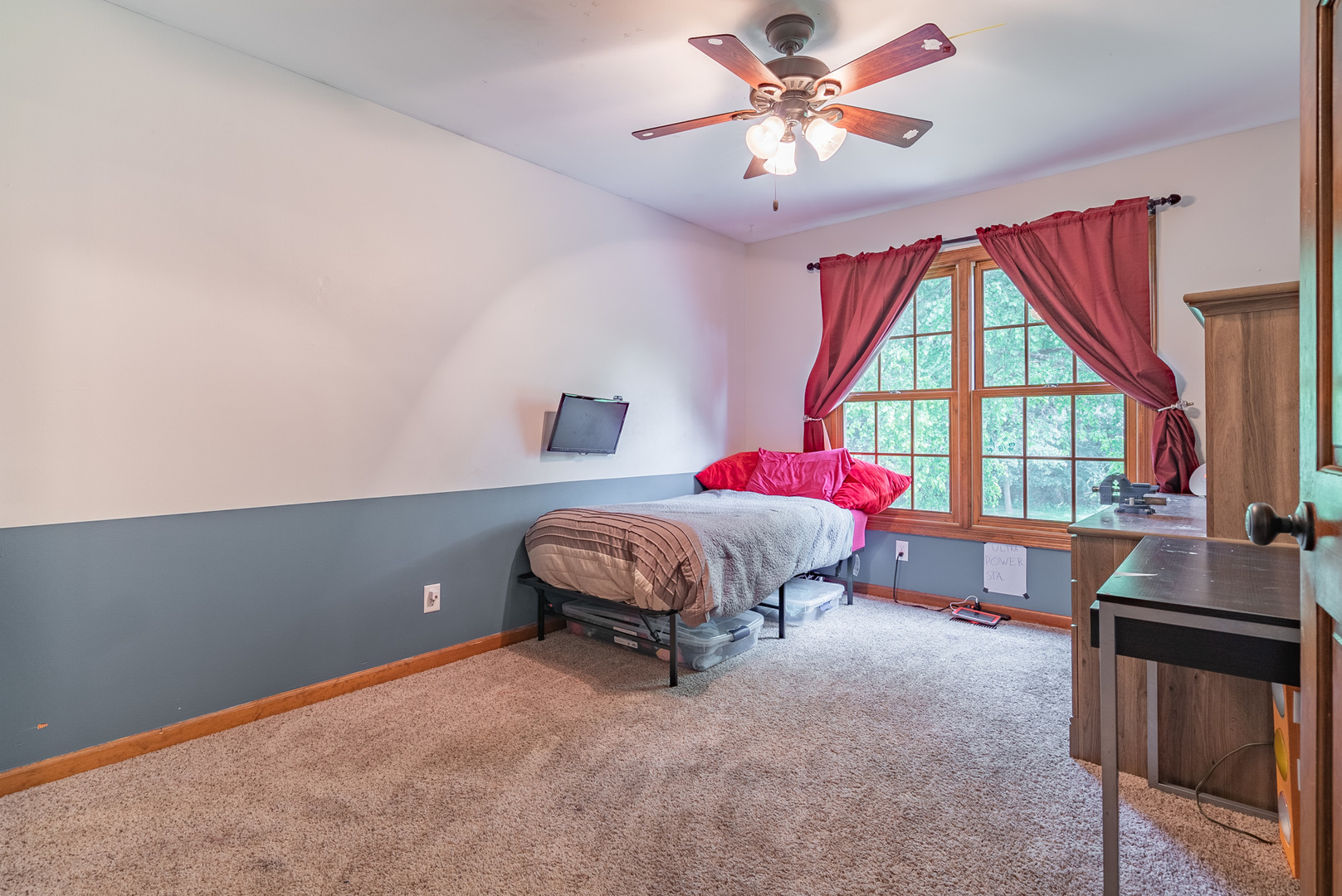 3210 Opengate Road Crystal Lake, IL 60012 - Photo 13 of 35 Gallery Image 13