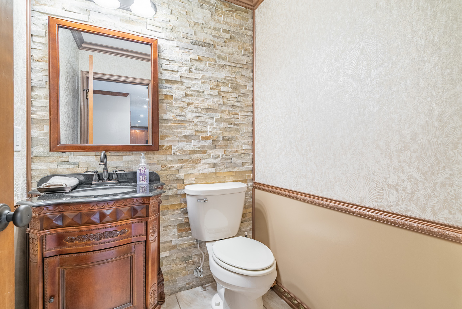 3210 Opengate Road Crystal Lake, IL 60012 - Photo 6 of 35 Gallery Image 6