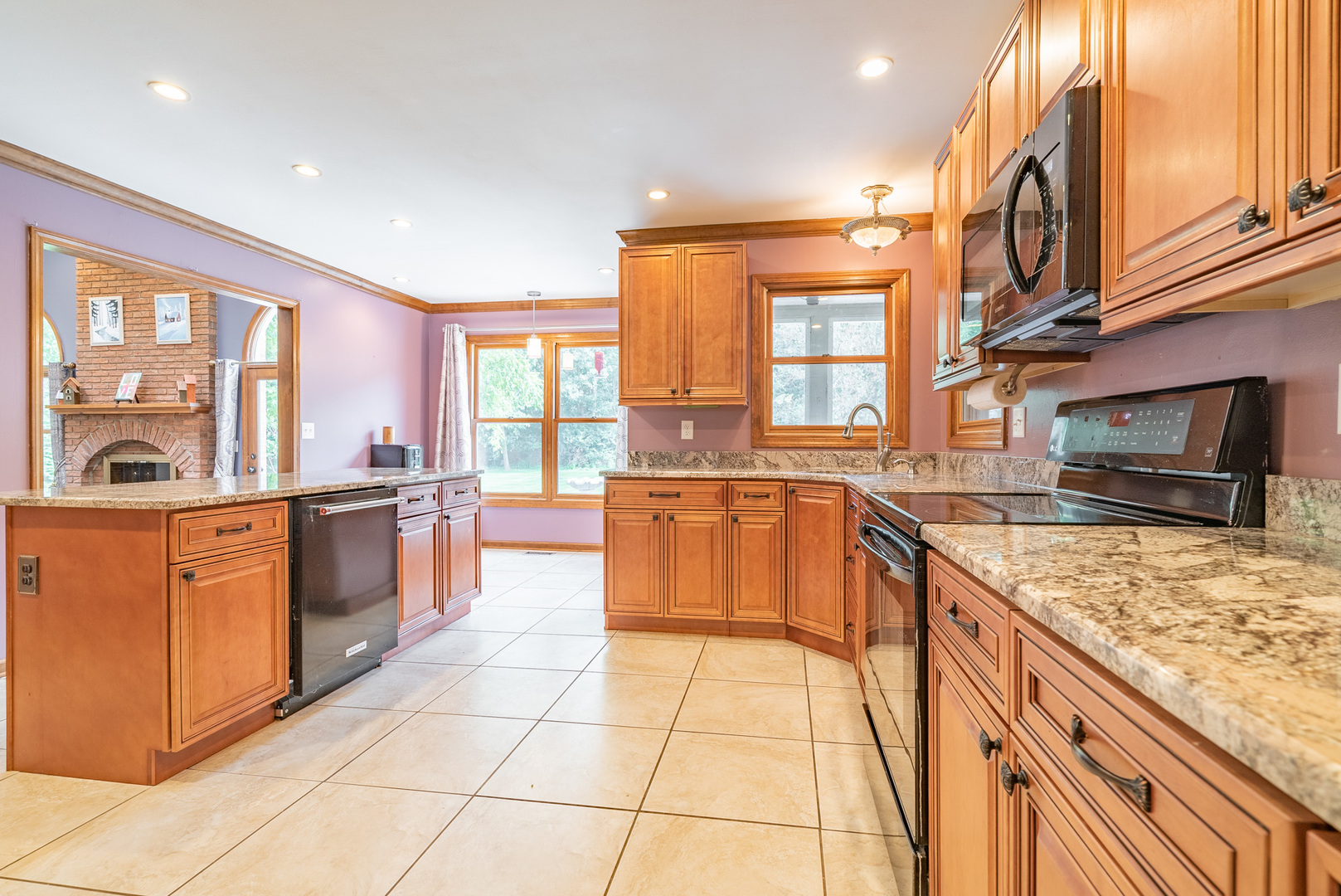 3210 Opengate Road Crystal Lake, IL 60012 - Photo 9 of 35 Gallery Image 9