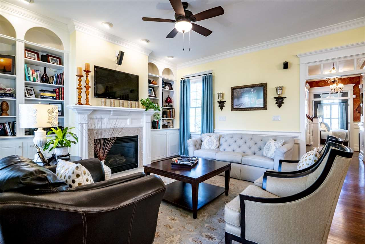 2210 Hopeton Avenue Raleigh, NC 27614 - Photo 9 of 24 Living Room