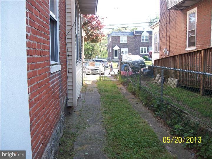 1039 Springfield Road Darby, PA 19023 - Photo 11 of 17 Exterior Side