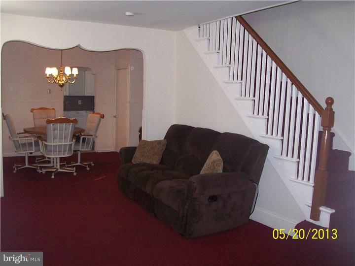 1039 Springfield Road Darby, PA 19023 - Photo 4 of 17 Living Room
