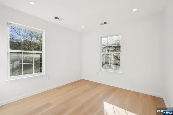 $3,600 | 1003 Cumberland Court, Mahwah, NJ 07430