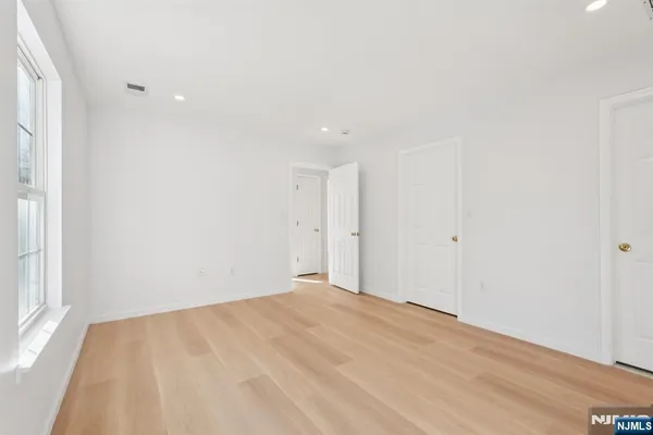 $3,600 | 1003 Cumberland Court, Mahwah, NJ 07430
