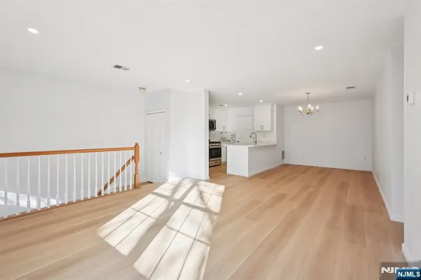 $3,600 | 1003 Cumberland Court, Mahwah, NJ 07430