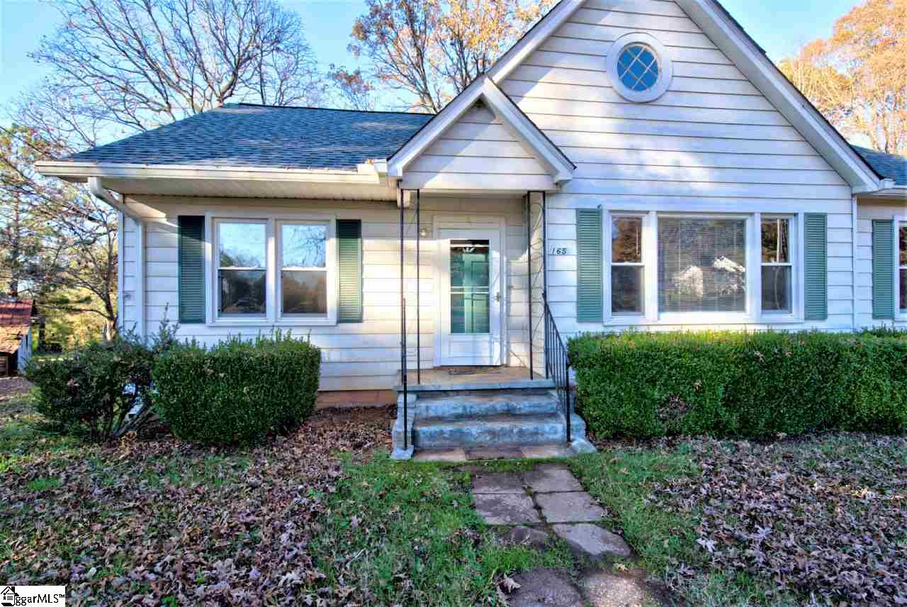 165 Hinton Road Easley, SC 29640 - Photo 3 of 34