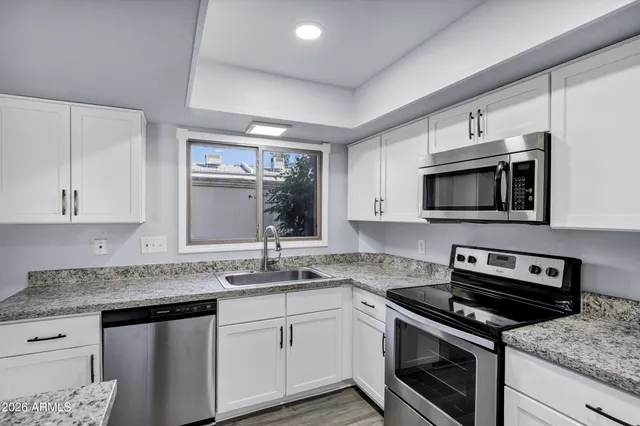 $345,000 | 14 East Hermosa Drive, Tempe, AZ 85282