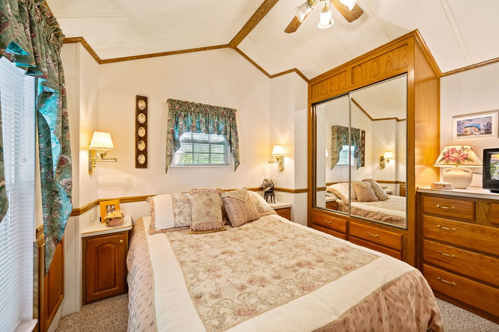 4286 Harbor School Road, Unit 11 Egg Harbor, WI 54209 - Photo 16 of 19 Gallery Image 16