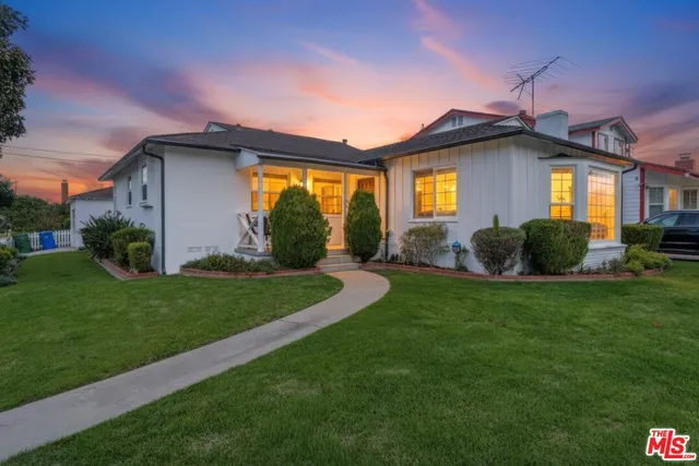 $1,750,000 | 6321 West 78th Place, Los Angeles, CA 90045