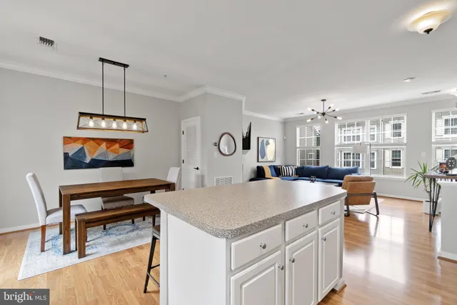 $2,800 | 21796 Kelsey Square, Ashburn, VA 20147