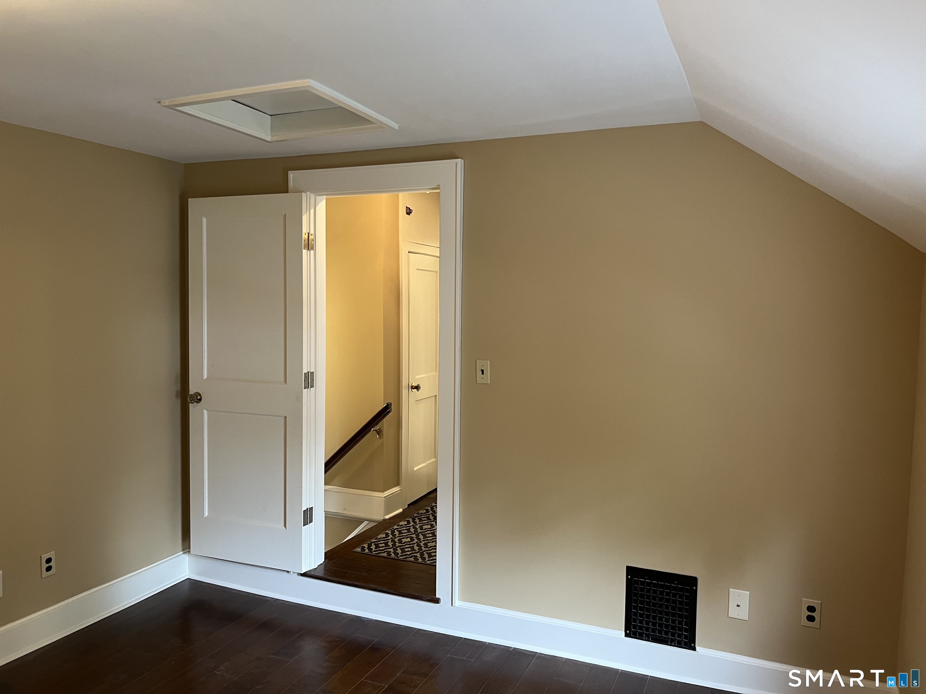 16 Cowing Terrace Stamford, CT 06906 - Photo 7 of 24 a view of an entryway