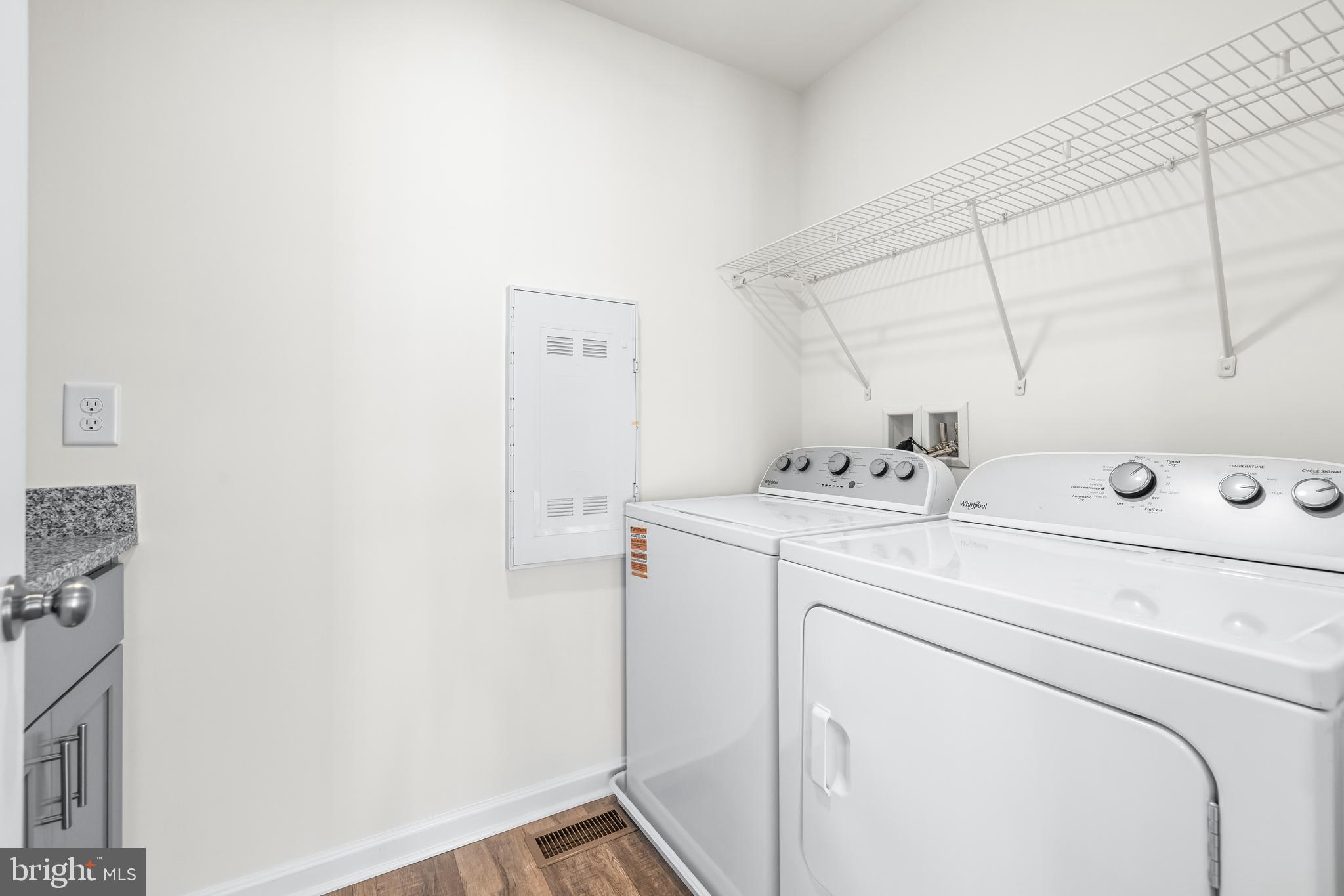 900 Gilbert Road, Unit 3622B Aberdeen, MD 21001 - Photo 21 of 22 a utility room with dryer and washer