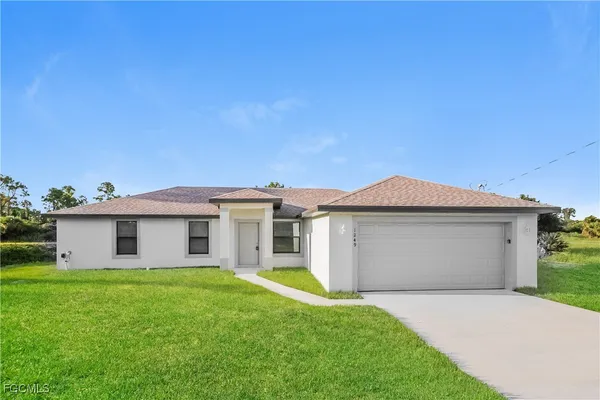 $270,000 | 1249 Cordoba Street East, Lehigh Acres, FL 33974