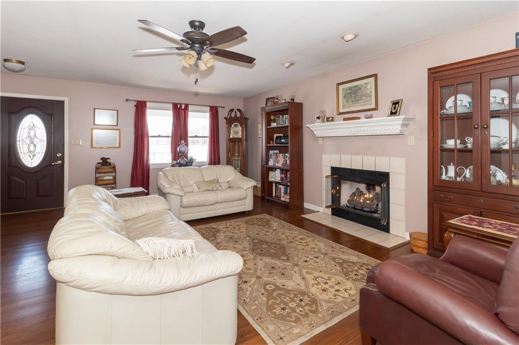 9384 North Barnard Road Greenfield, IN 46140 - Photo 8 of 36