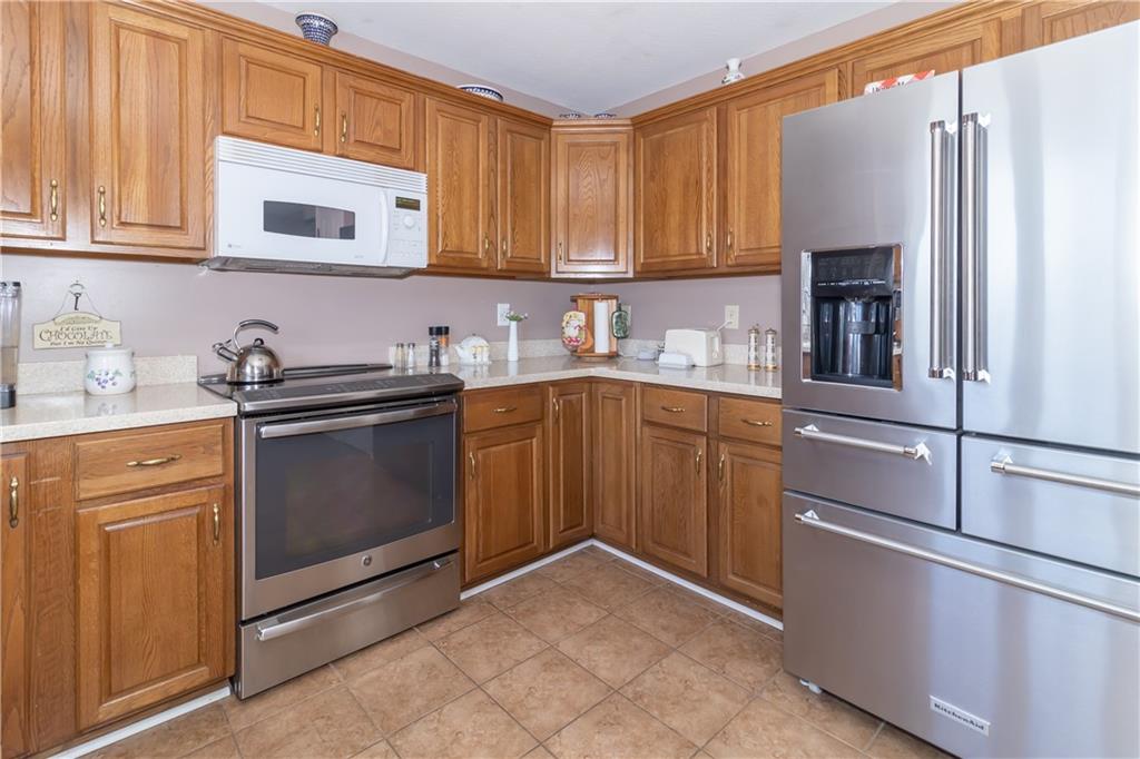 9384 North Barnard Road Greenfield, IN 46140 - Photo 9 of 36