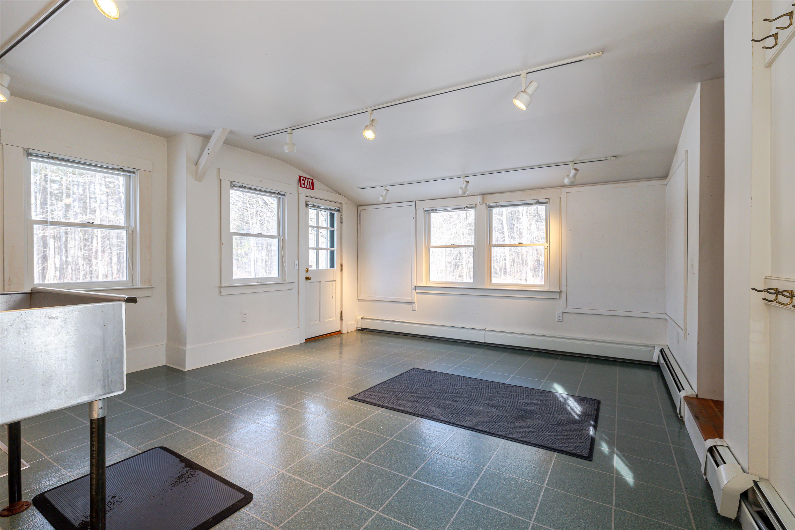 310 Pleasant Street Concord, NH 03301 - Photo 11 of 51