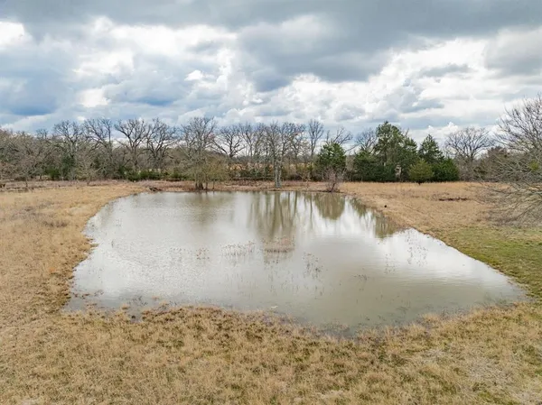 $647,000 | 9325 County Road 4074, Scurry, TX 75158