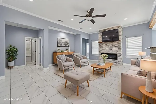 $647,000 | 9325 County Road 4074, Scurry, TX 75158