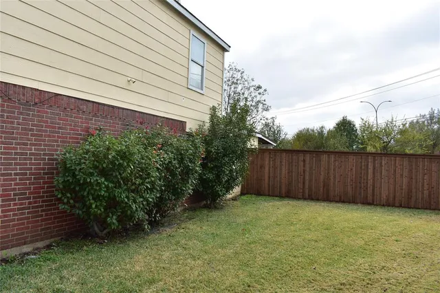 $2,250 | 7018 Bridlewood Drive, Arlington, TX 76002