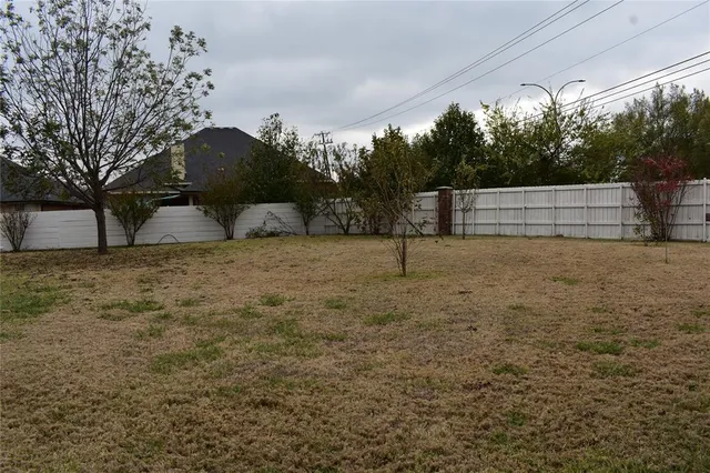 $2,250 | 7018 Bridlewood Drive, Arlington, TX 76002