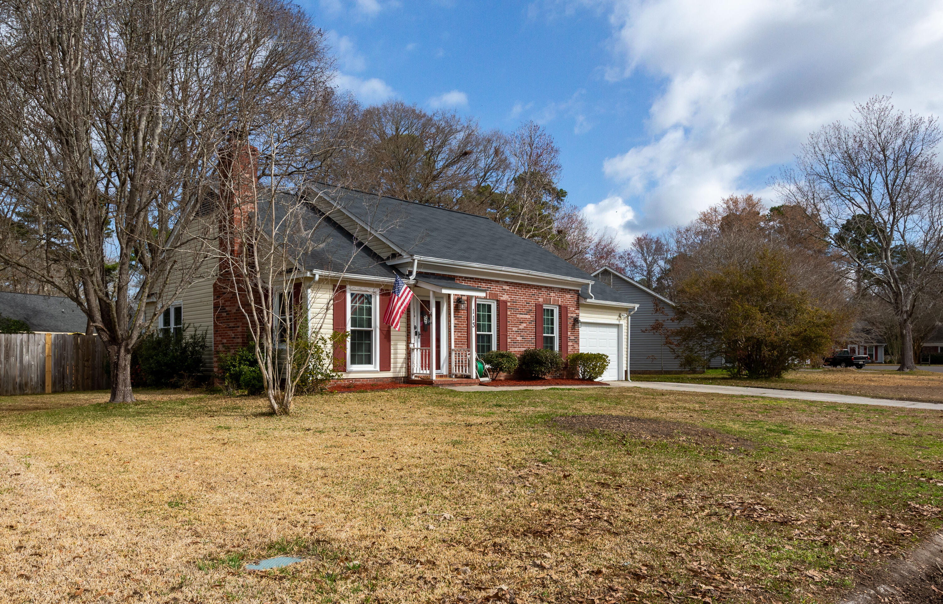 113 Hamlet Road Summerville, SC 29485 - Photo 3 of 25 113_Hamlet_Rd_Brett_Martin_Photography-4