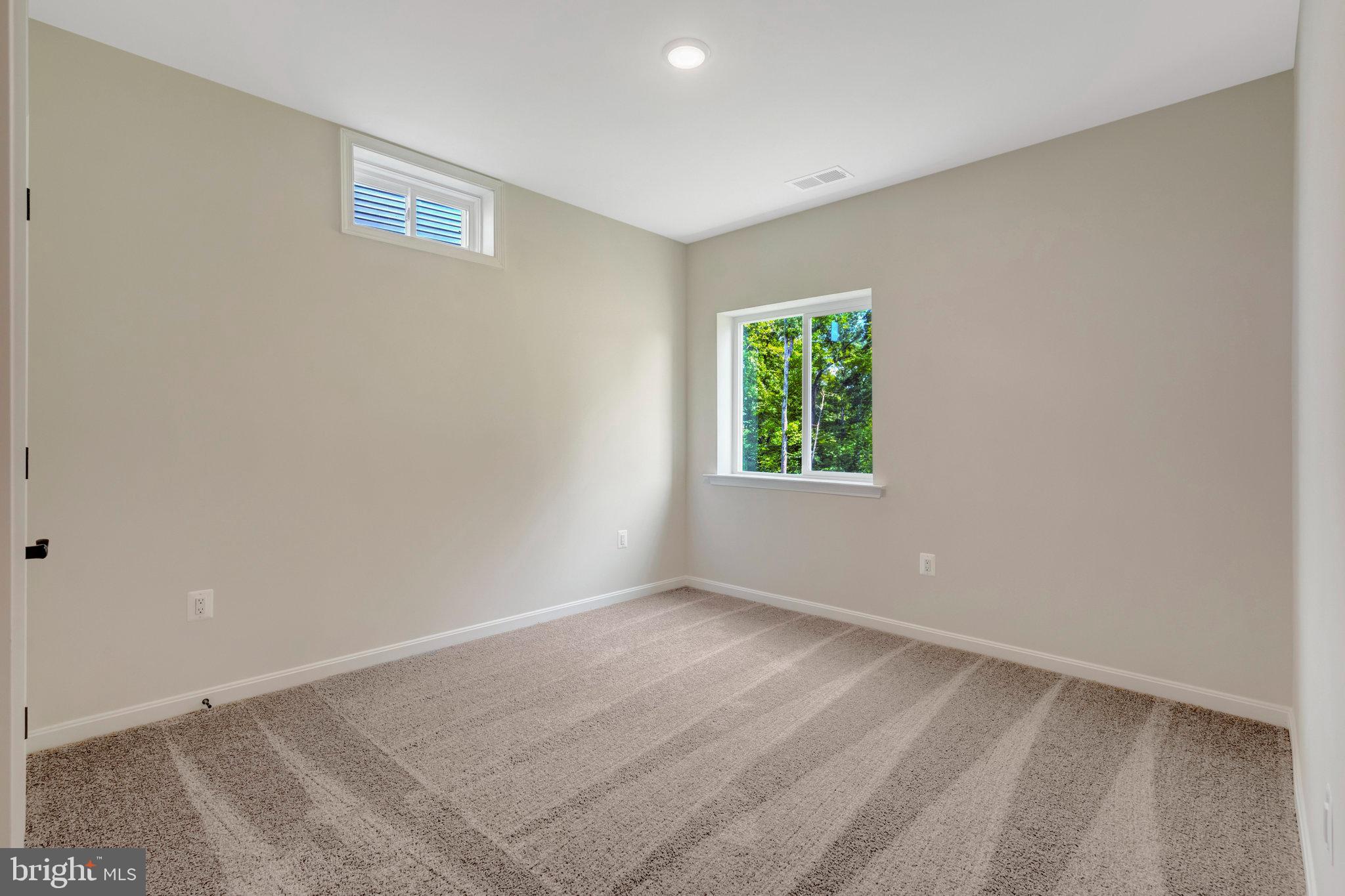 35670 Aspen Way Locust Grove, VA 22508 - Photo 49 of 60 an empty room with a window