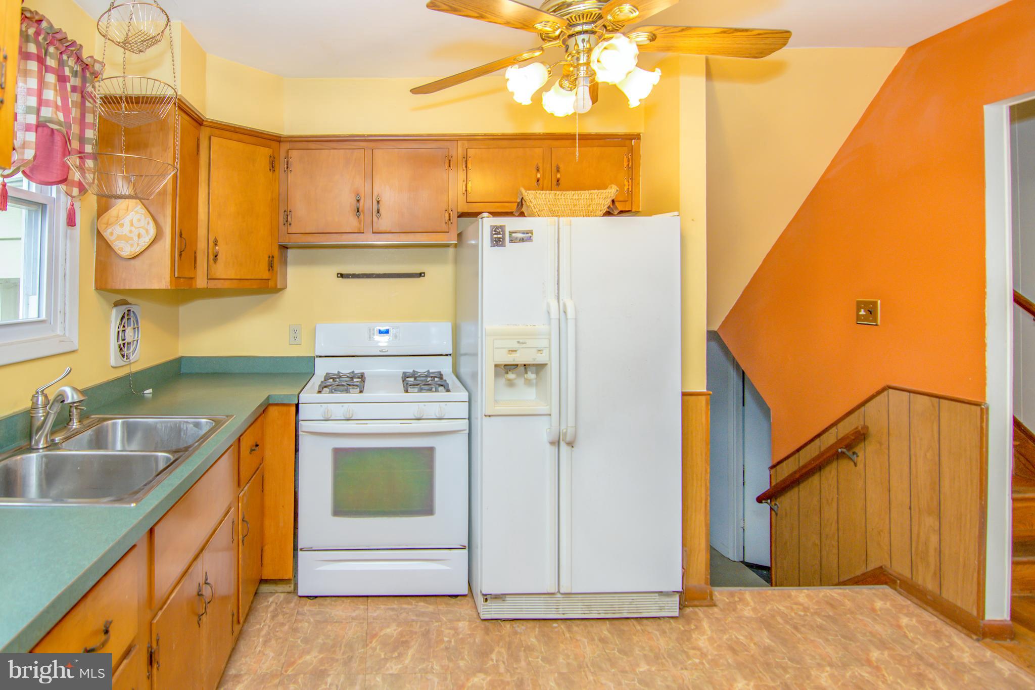 218 Worthmont Road Baltimore, MD 21228 - Photo 11 of 26 Gallery Image 11