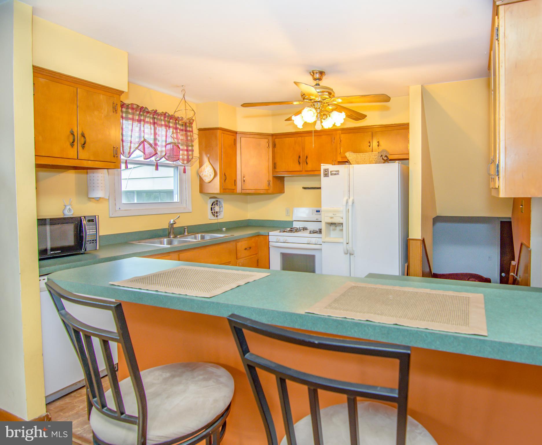 218 Worthmont Road Baltimore, MD 21228 - Photo 10 of 26 Gallery Image 10