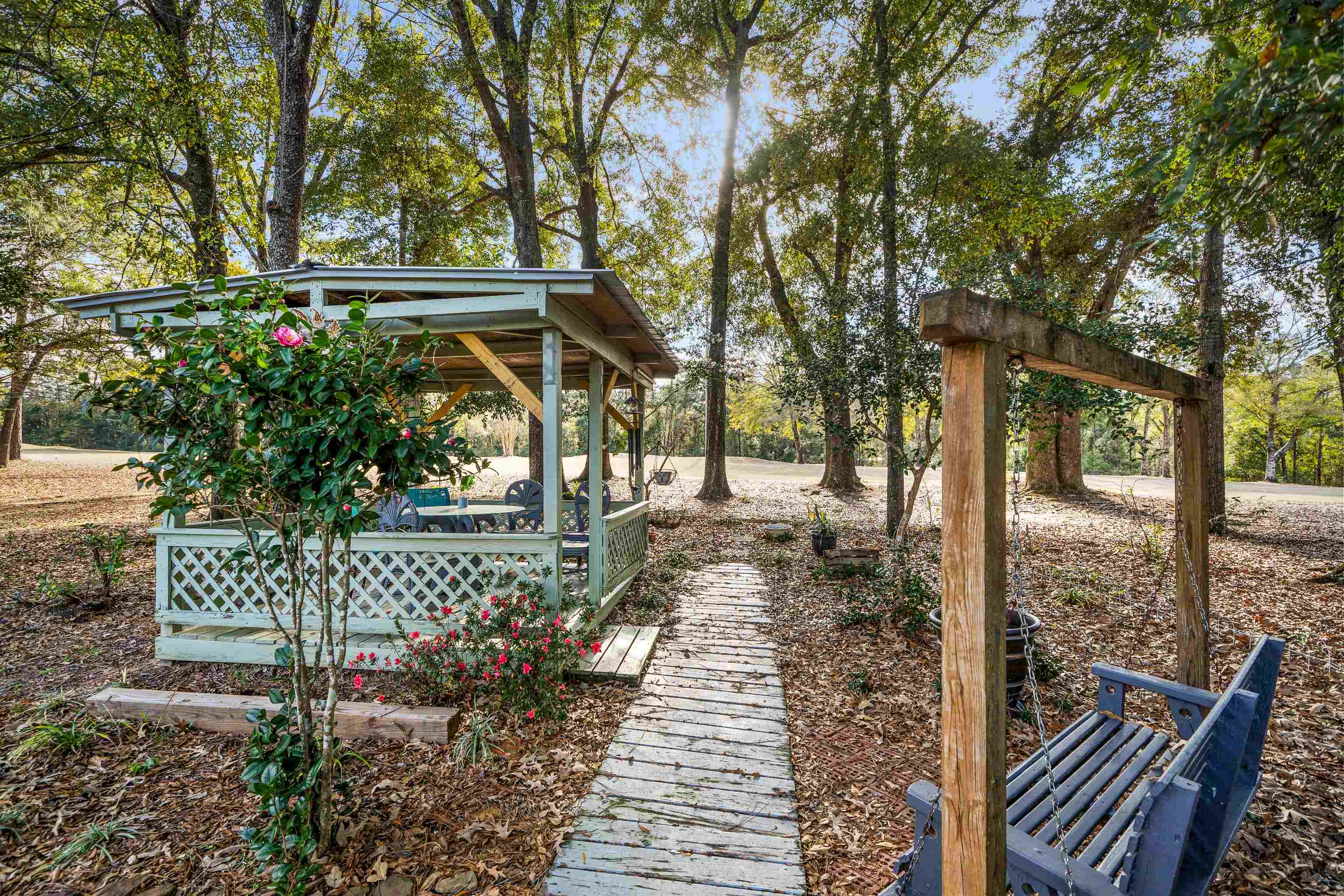511 Ridgewood Drive Daphne, AL 36526 - Photo 44 of 59 Yard