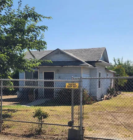 $220,000 | 37774 Hunter Road, Dinuba, CA 93618