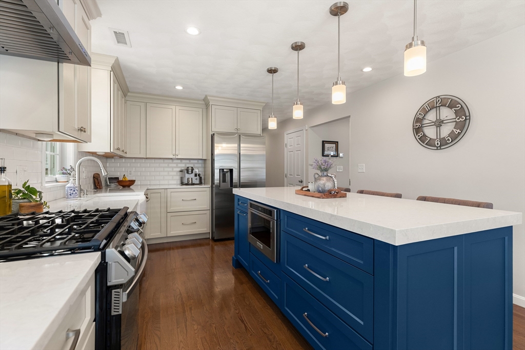 34 Moffett Road Lynn, MA 01905 - Photo 23 of 36