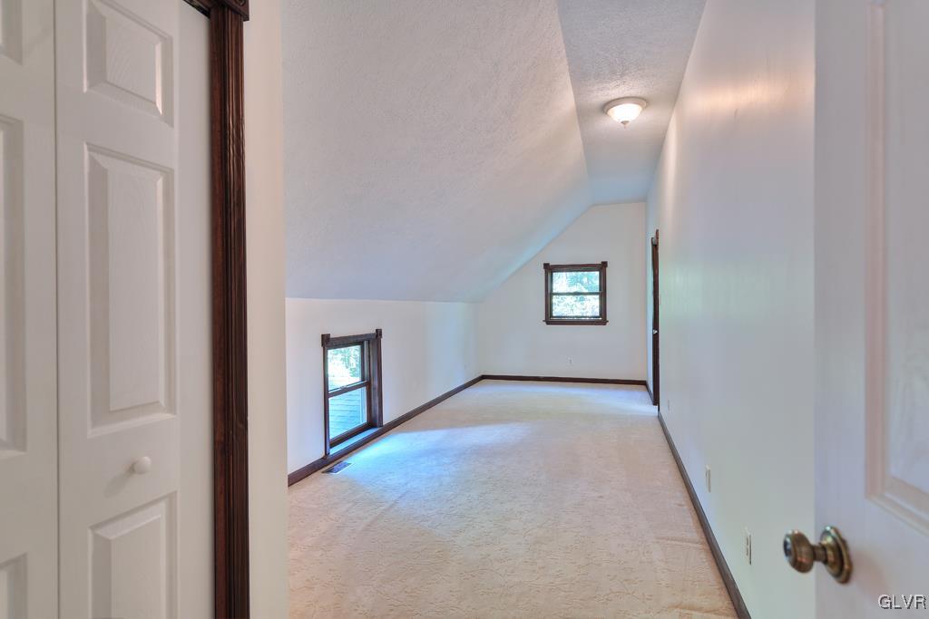 512 Ridgeview Drive Bartonsville, PA 18321 - Photo 25 of 31 Gallery Image 25