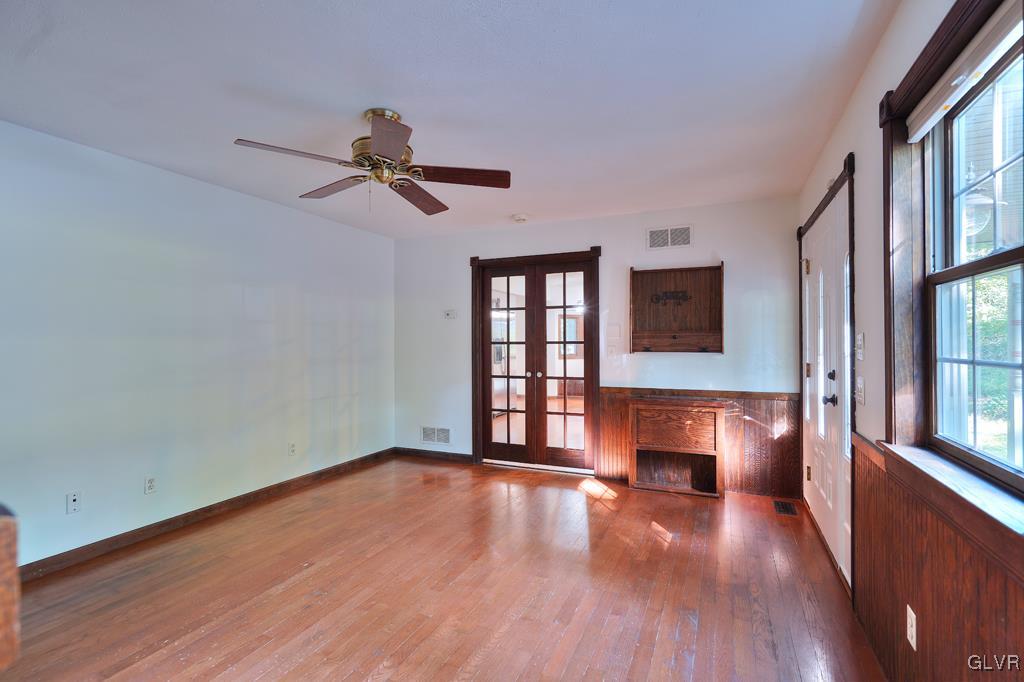 512 Ridgeview Drive Bartonsville, PA 18321 - Photo 5 of 31 Gallery Image 5