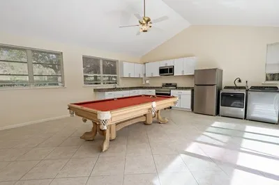 $4,800 | 6235 4th Street, Vero Beach, FL 32968