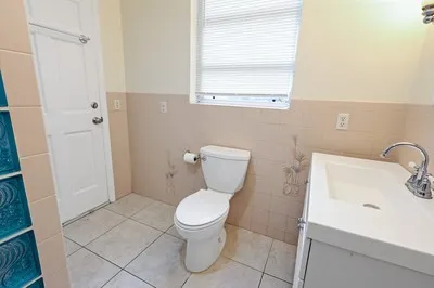 $4,800 | 6235 4th Street, Vero Beach, FL 32968