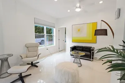 $4,800 | 6235 4th Street, Vero Beach, FL 32968